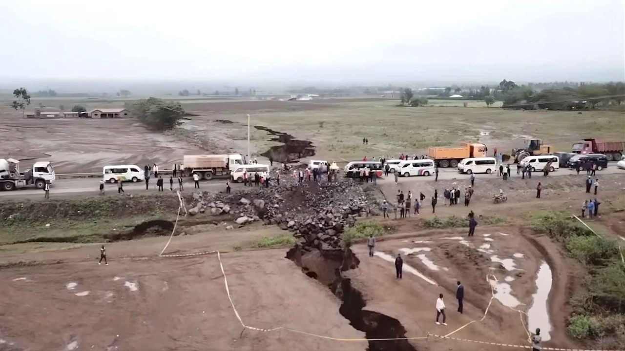 Africa is splitting in two in slow motion, and geologists have found the crack where a new ocean is being born